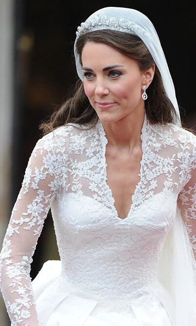 KATE MIDDLETON`UN HAFIZALARA KAZINAN GELLNL