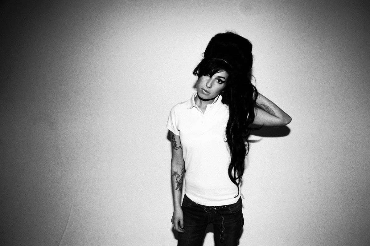 Amy Winehouse`un Eyalar Satld